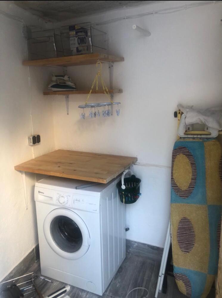 オディヴェーラス Grandma'S House In Lisbonヴィラ エクステリア 写真